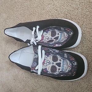 SKULL slip on shoes